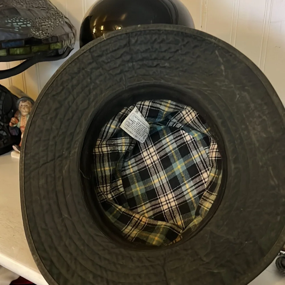 Vintage made in England wax cotton tin cloth fishing outback hat dark green
